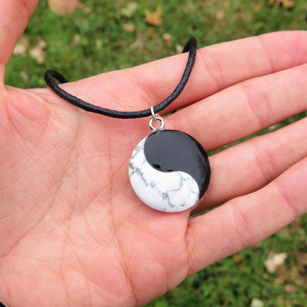 Yin Yang Crystal Necklace - Howlite and Onyx