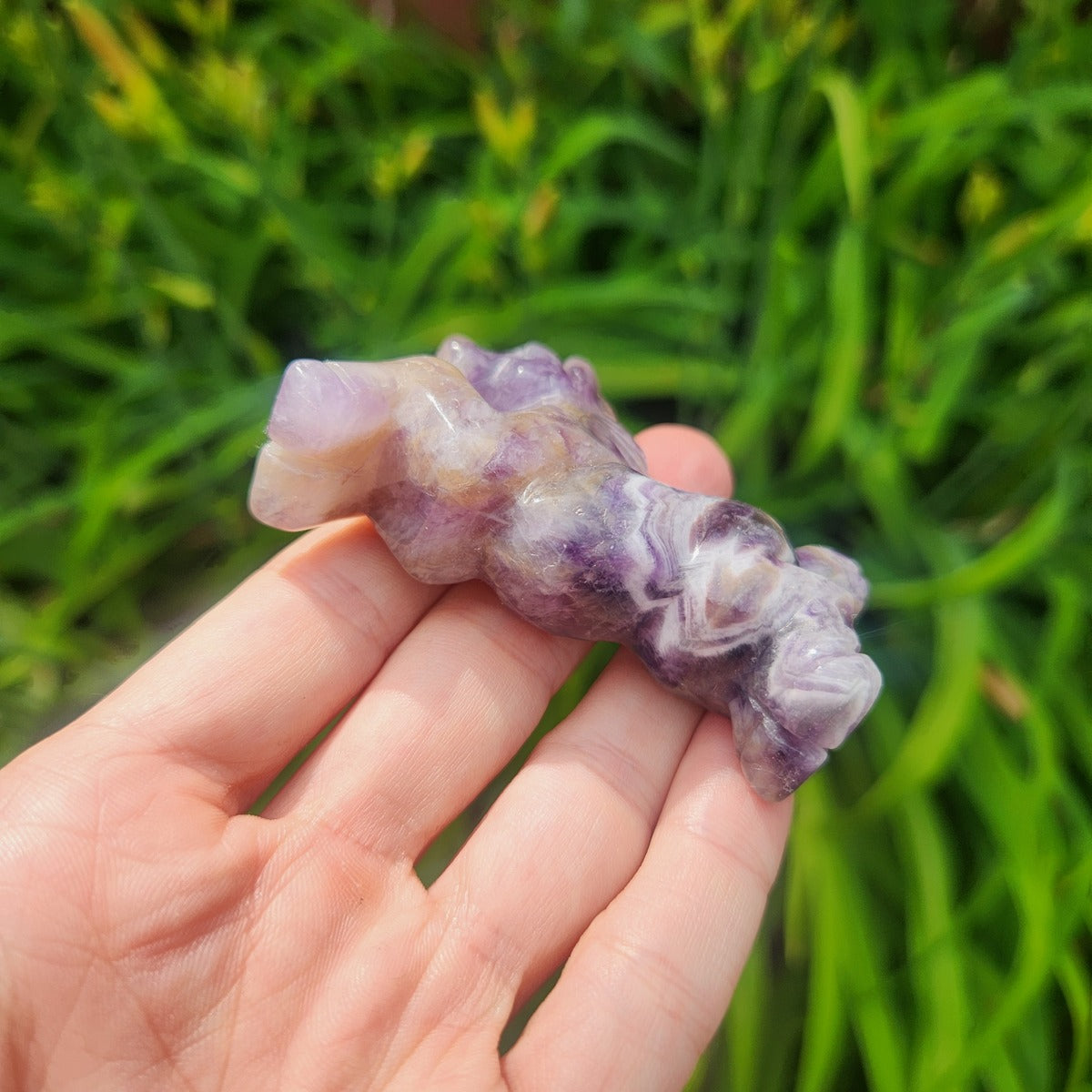 Chevron Amethyst Crystal Hoarse Animal Carving 2.5"