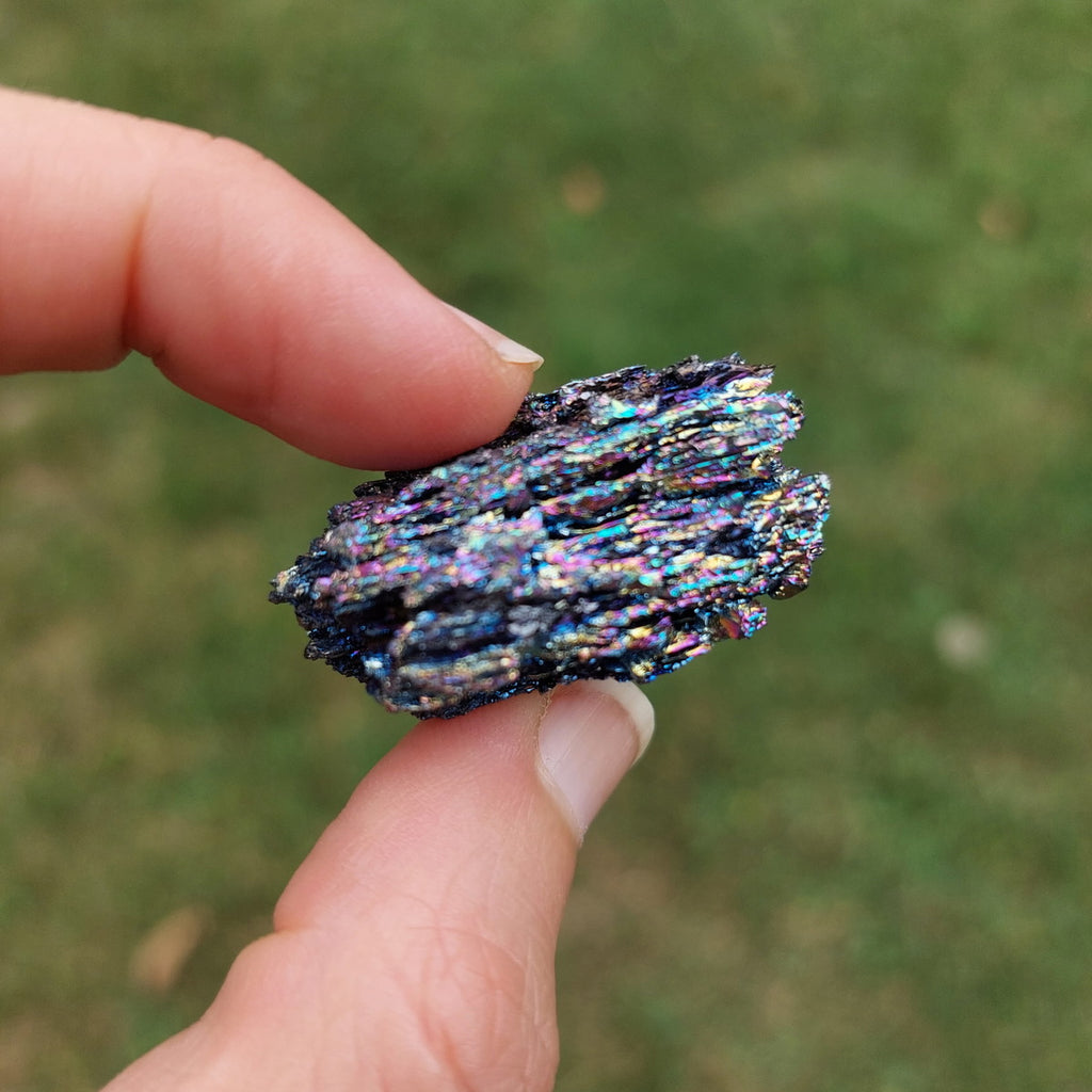 Carborundum Crystal Stone 