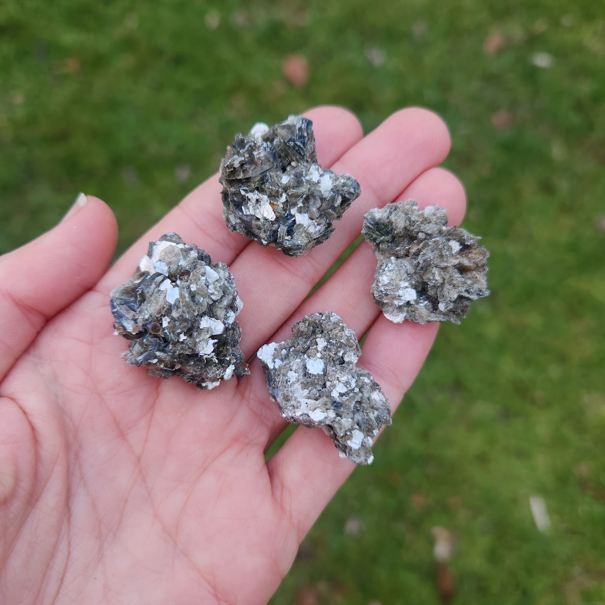 Chromium Mica Muscovite Crystal
