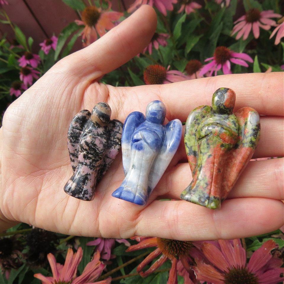 Crystal Angel Stone Figurines