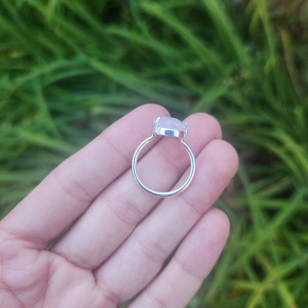 Moonstone Crystal Ring Sterling Silver Size 7.25 Faceted Stone