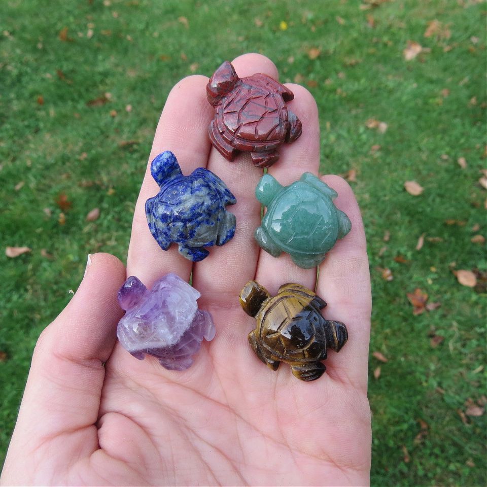 Mini Crystal Sea Turtle Stone Carving