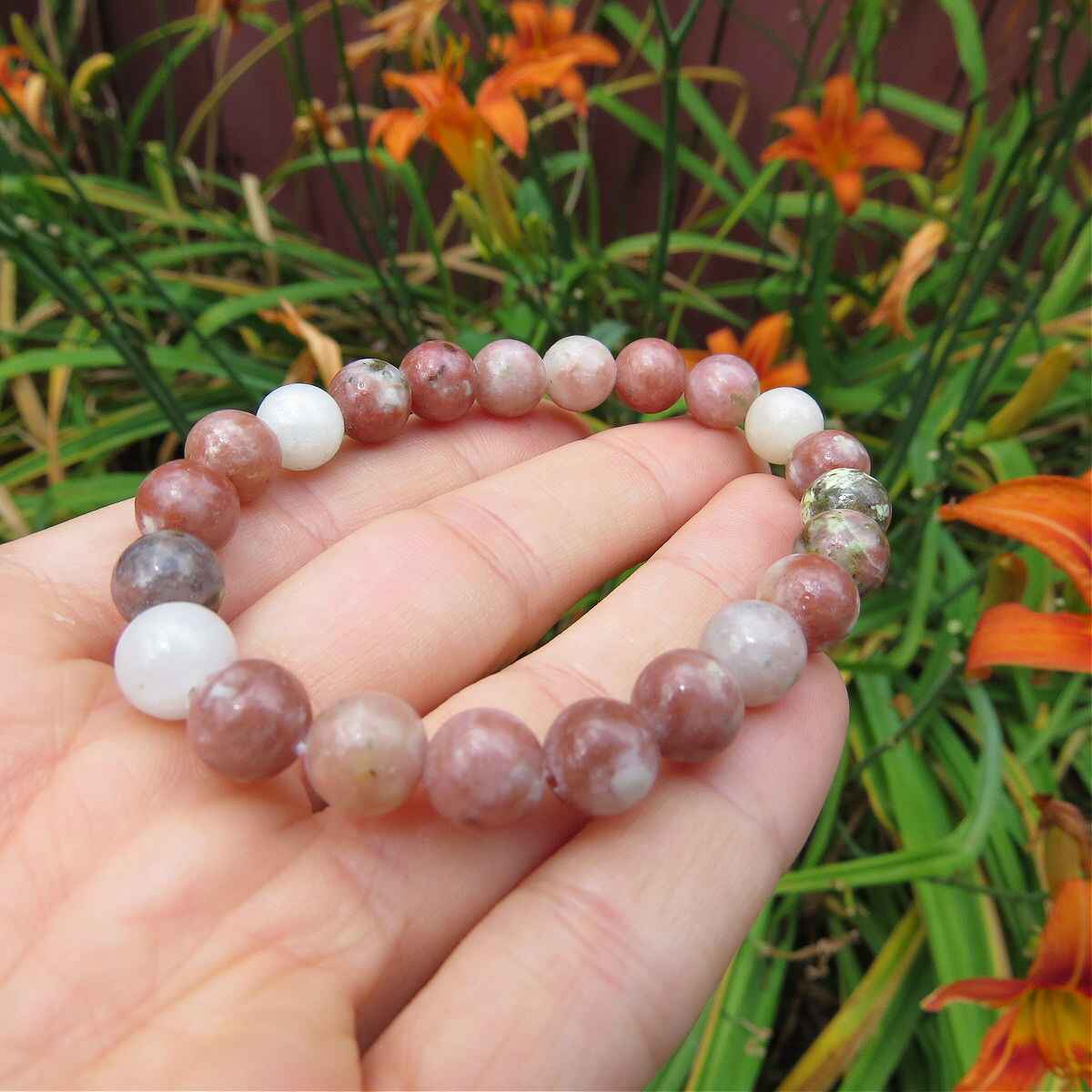 Plum Blossom Jade Crystal Beaded Bracelet