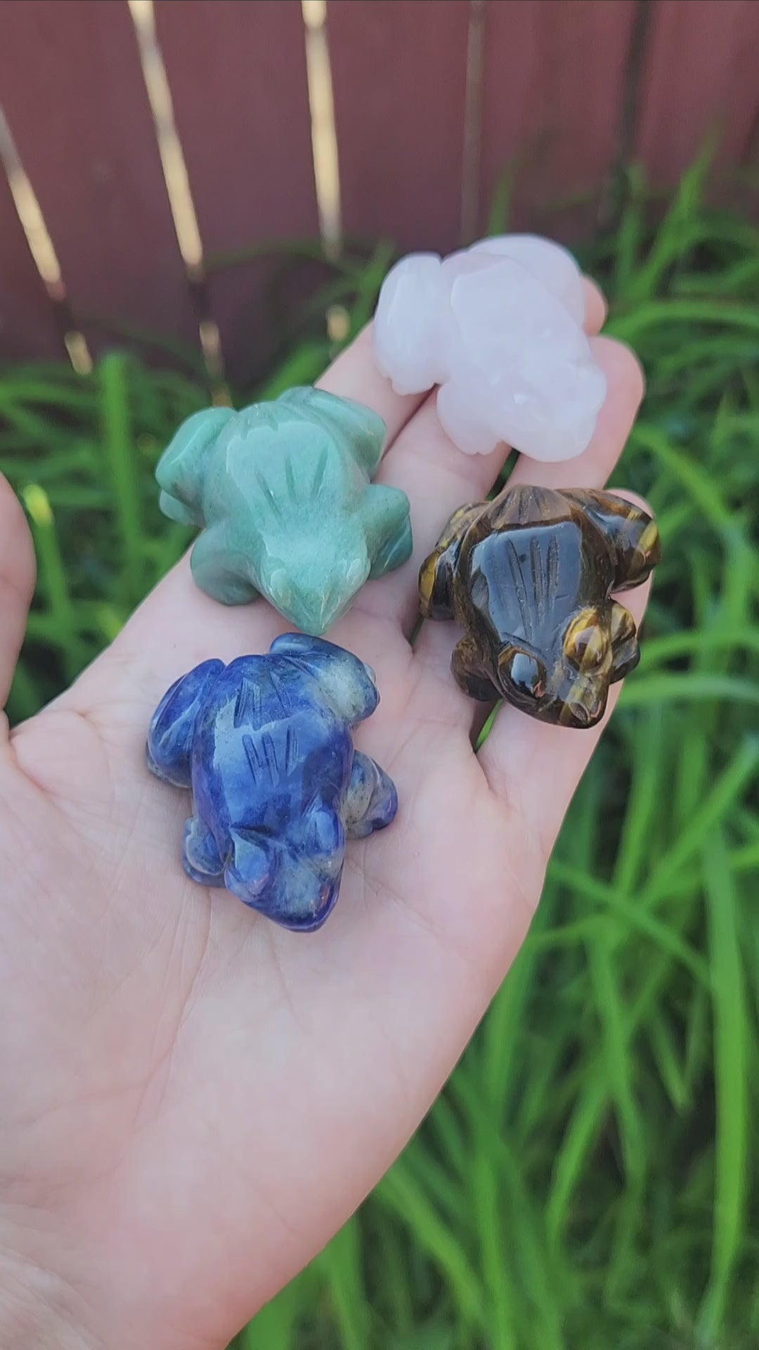 Carved Crystal Frog Stone Figurines