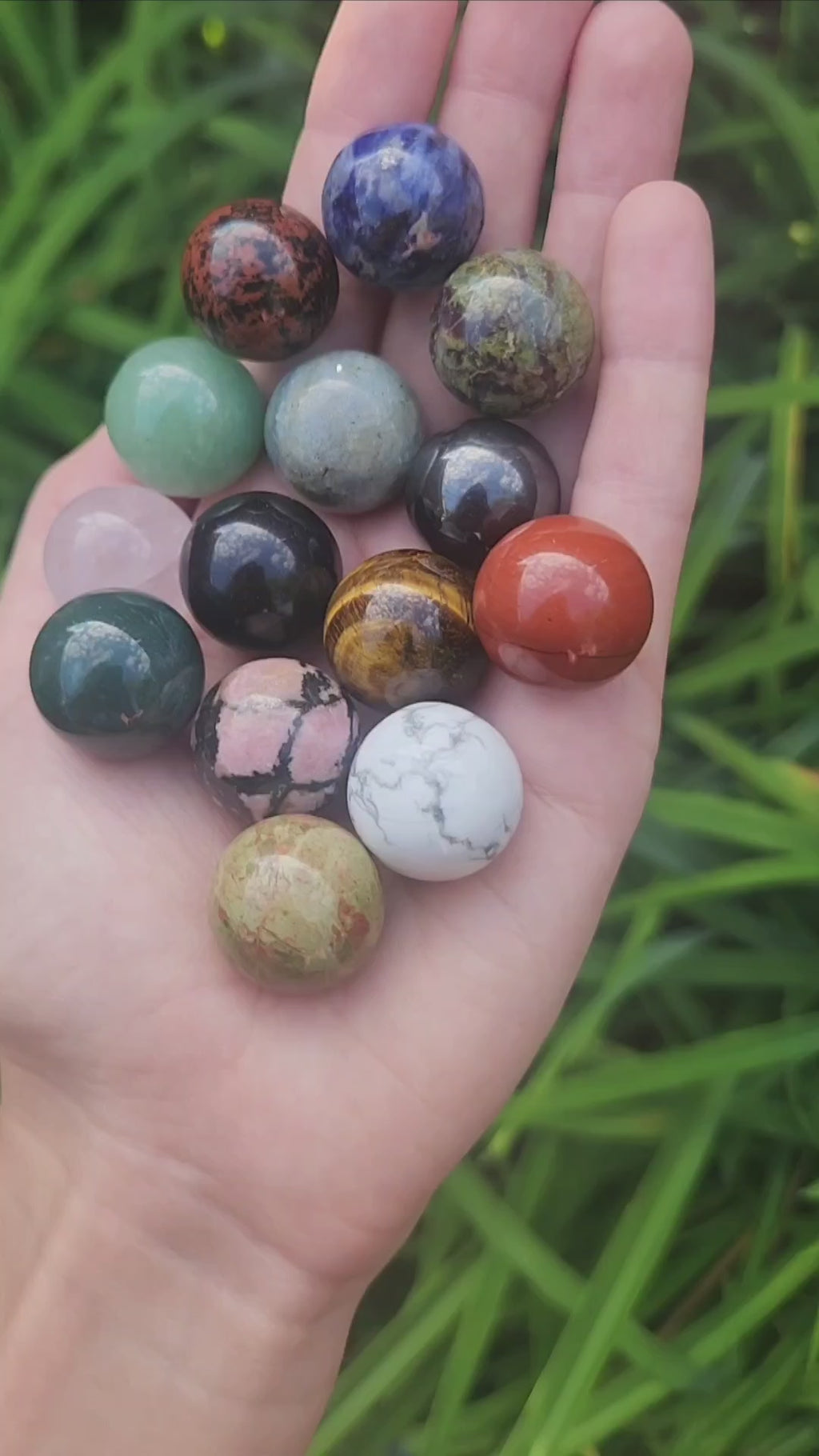 Small Crystal Ball 20mm Stones