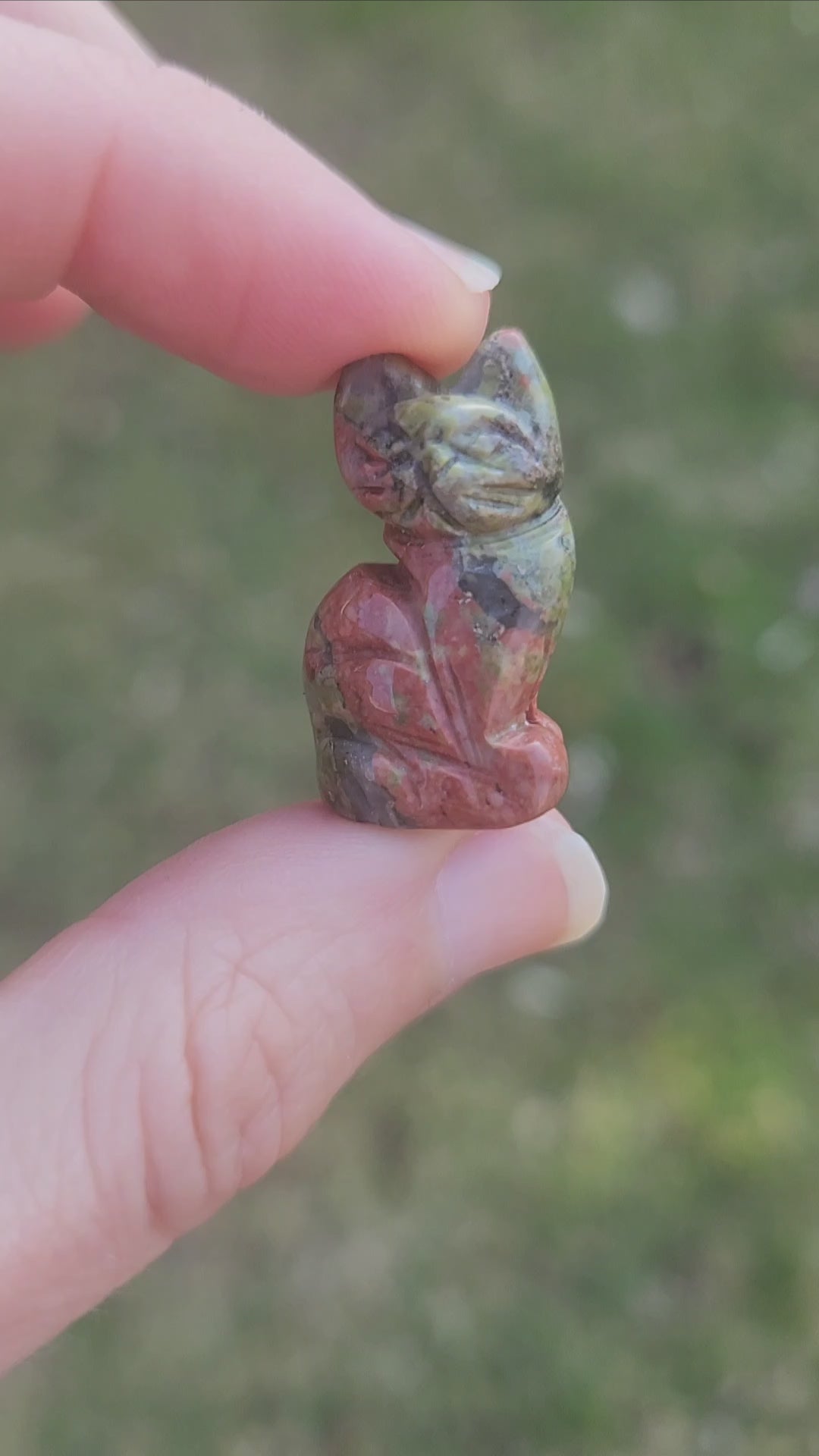 Mini Crystal Cat Stone Animal Totem Carving