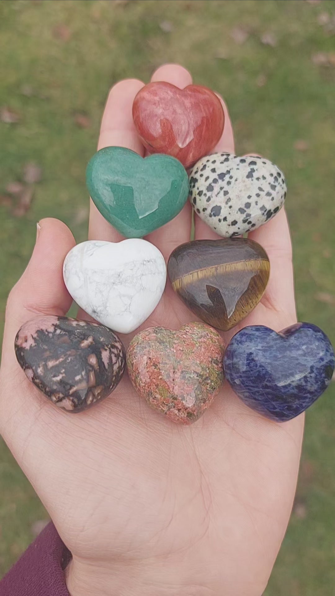 Puffy Crystal Heart Stone Carvings