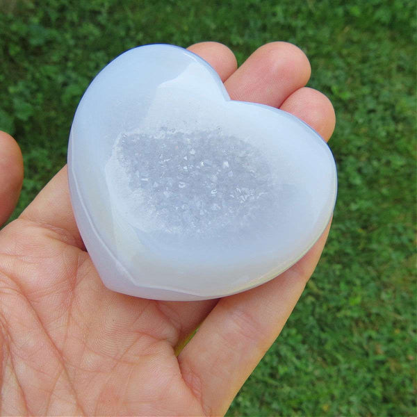Druzy Agate Crystal Heart Carving