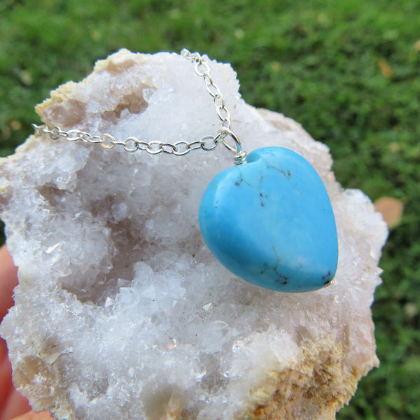 Turquoise Blue Howlite Heart Stone Necklace