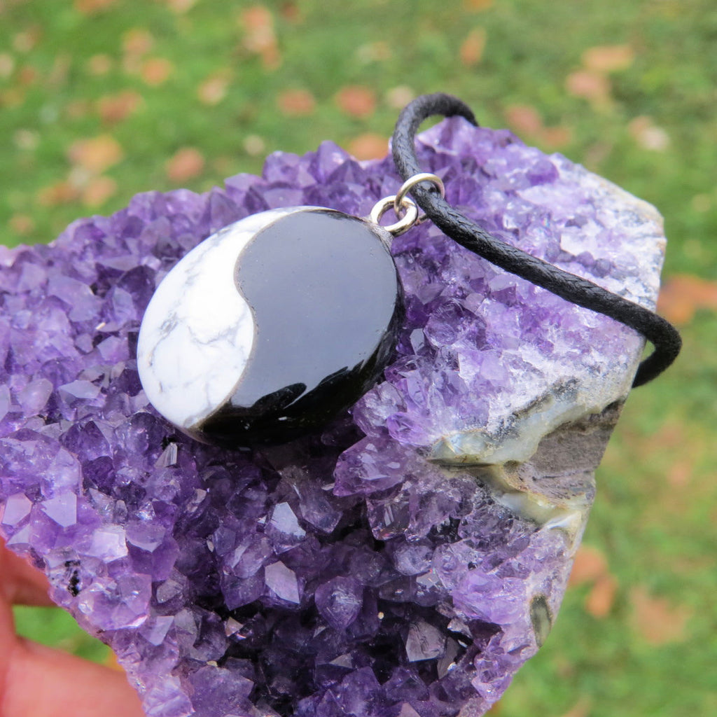 Stone Yin Yang Necklace Black Cord Crystal Necklace for Men