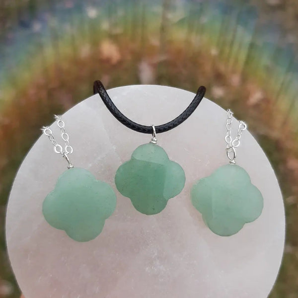 Green Aventurine Crystal Clover Necklace 