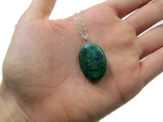 Green Stone Crystal Chrysocolla Necklace - Hand Size Reference
